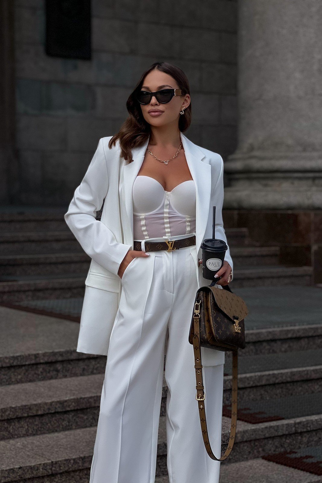 Костюм брючный 0211 белый Continental Fashion купить в интернет ...